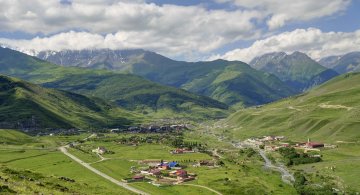 Вид на Куртатинское ущелье